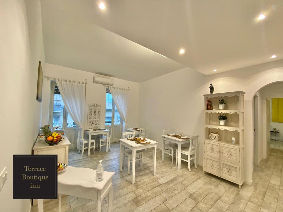 Terrace Boutique Inn Рим Екстер'єр фото