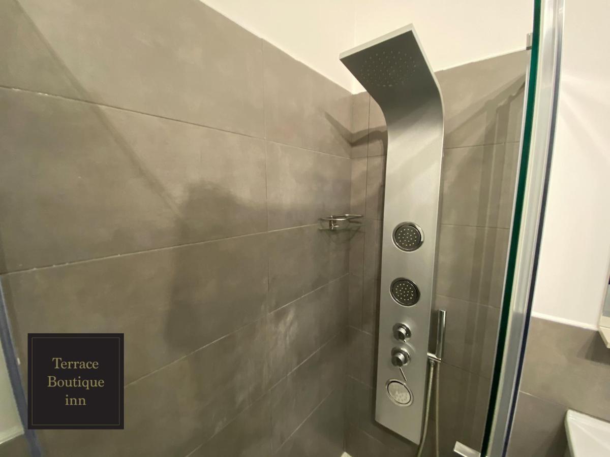 Terrace Boutique Inn Рим Екстер'єр фото
