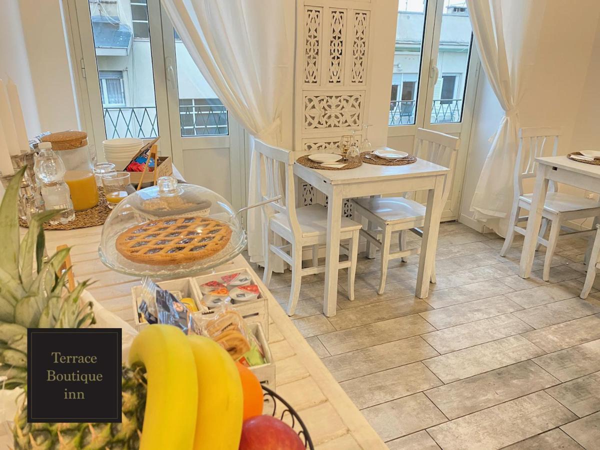 Terrace Boutique Inn Рим Екстер'єр фото