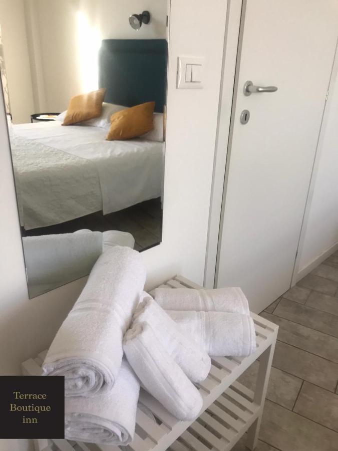 Terrace Boutique Inn Рим Екстер'єр фото